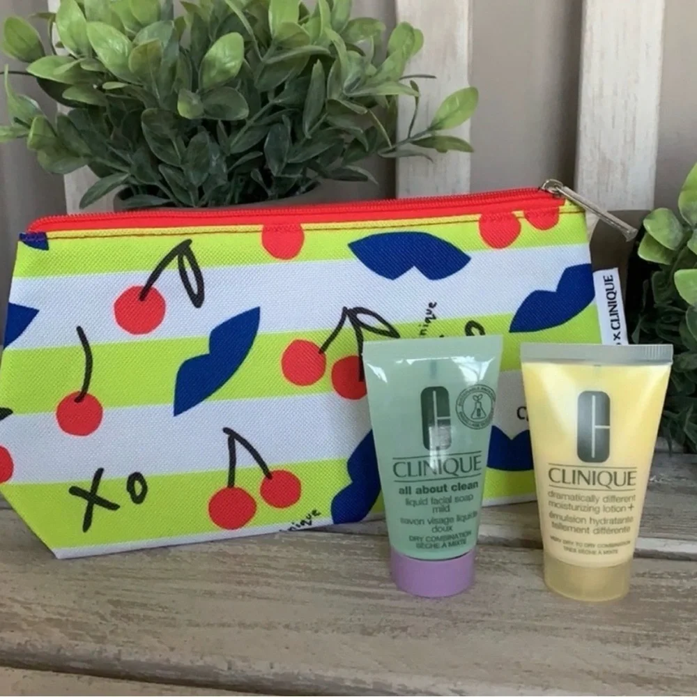 Clinique Lotion W/Cleanser & Bag 🍒🆕🍒